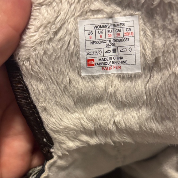 The North Face Women's Tan and Black Winter Boots - Picture 4 of 6